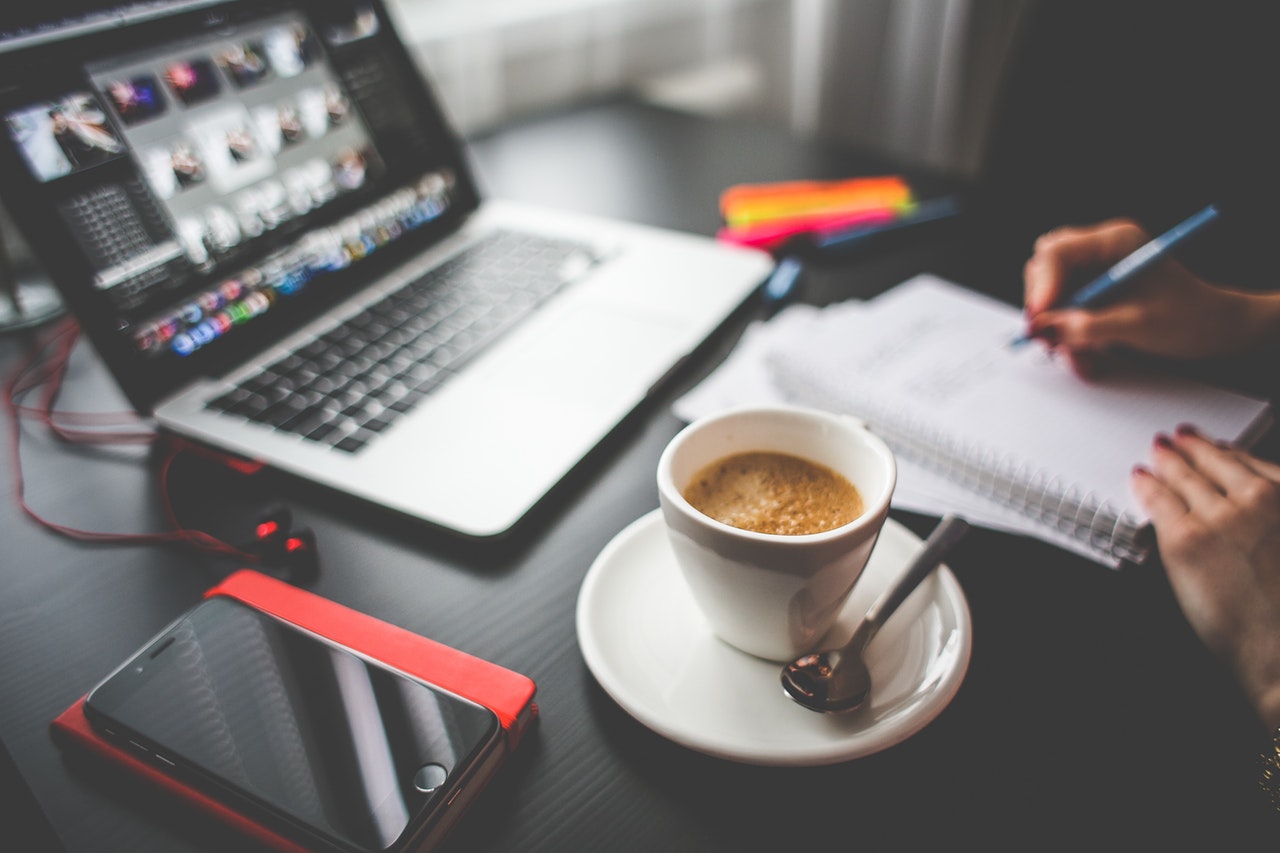 The Benefits of Outsourcing: 5 Ways to Boost Your Business