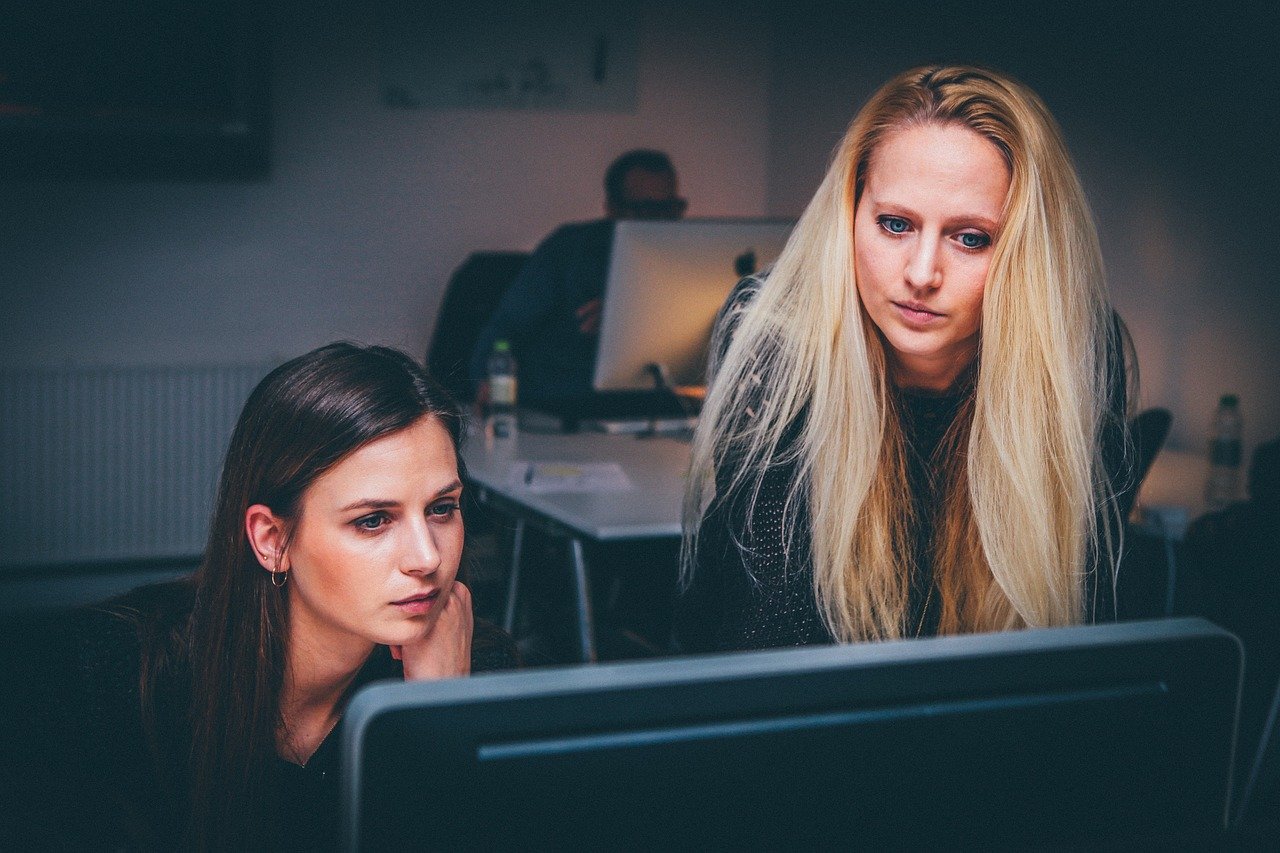 How to Get Work Experience in the Legal Field